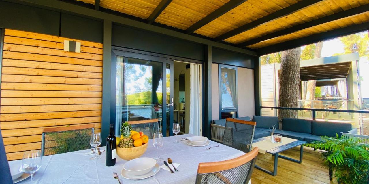 Mobile Home Lidano, Kamp Porton Biondi Rovinj Exterior foto